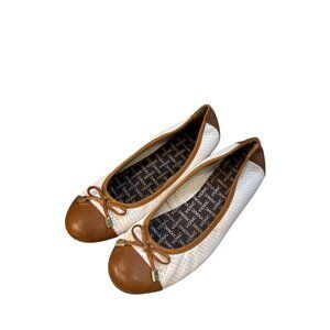 Vionic Allora Perforated Orthaheel Ballet Flats Size 7  Pre-Owned Good Condition